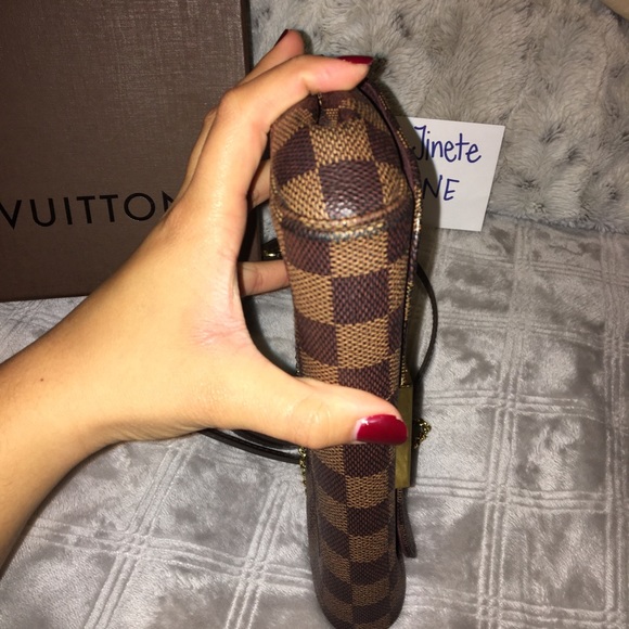 SOLD //Authentic Louis Vuitton Favorite PM in DE - Picture 4 of 8